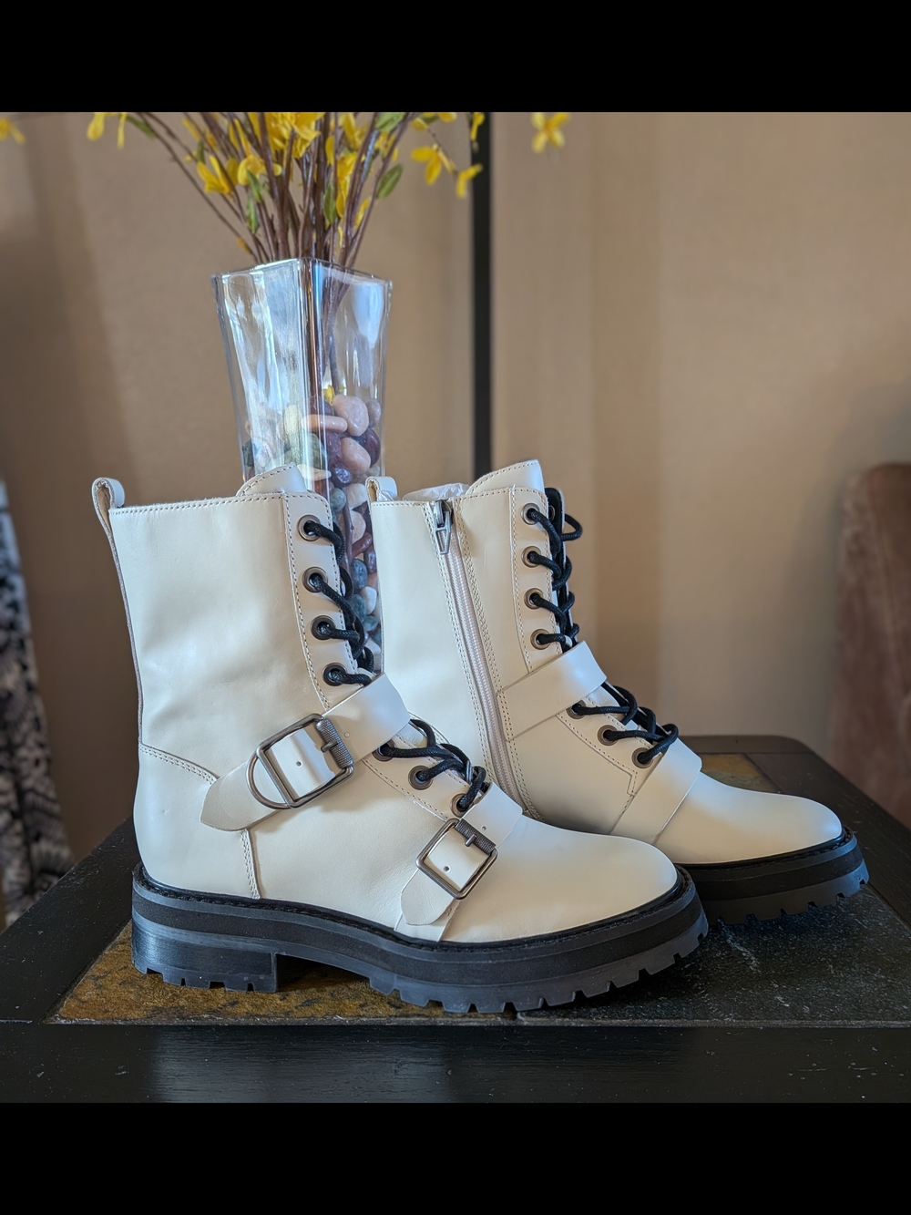 NWT! Dolce Vita Ronson Off-White Leather Moto Combat Boot Size 7